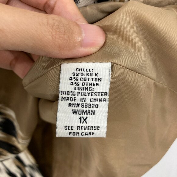 Silk Land size 1X Brown Black Abstract Silk 3/4 Sleeve Button Long Jacket - Picture 7 of 11